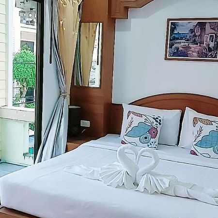 Ainny Residence Patong Екстер'єр фото