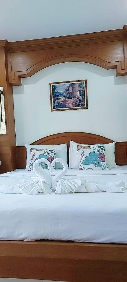 Ainny Residence Patong Екстер'єр фото